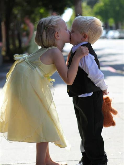 peeniss pictures|kids kissing in the bathroom.